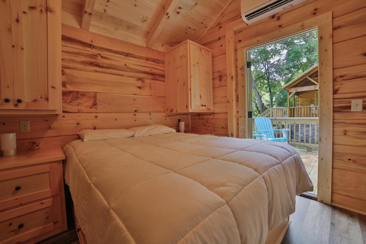 שאטאנוגה Bryce Cabin Lookout Mtn Tiny Home W Swim Spa מראה חיצוני תמונה
