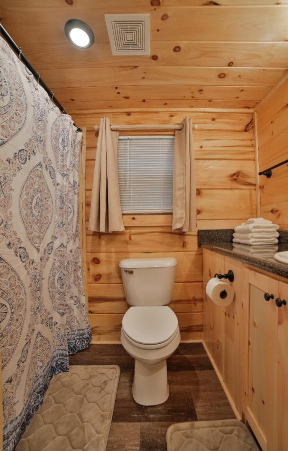 שאטאנוגה Bryce Cabin Lookout Mtn Tiny Home W Swim Spa מראה חיצוני תמונה